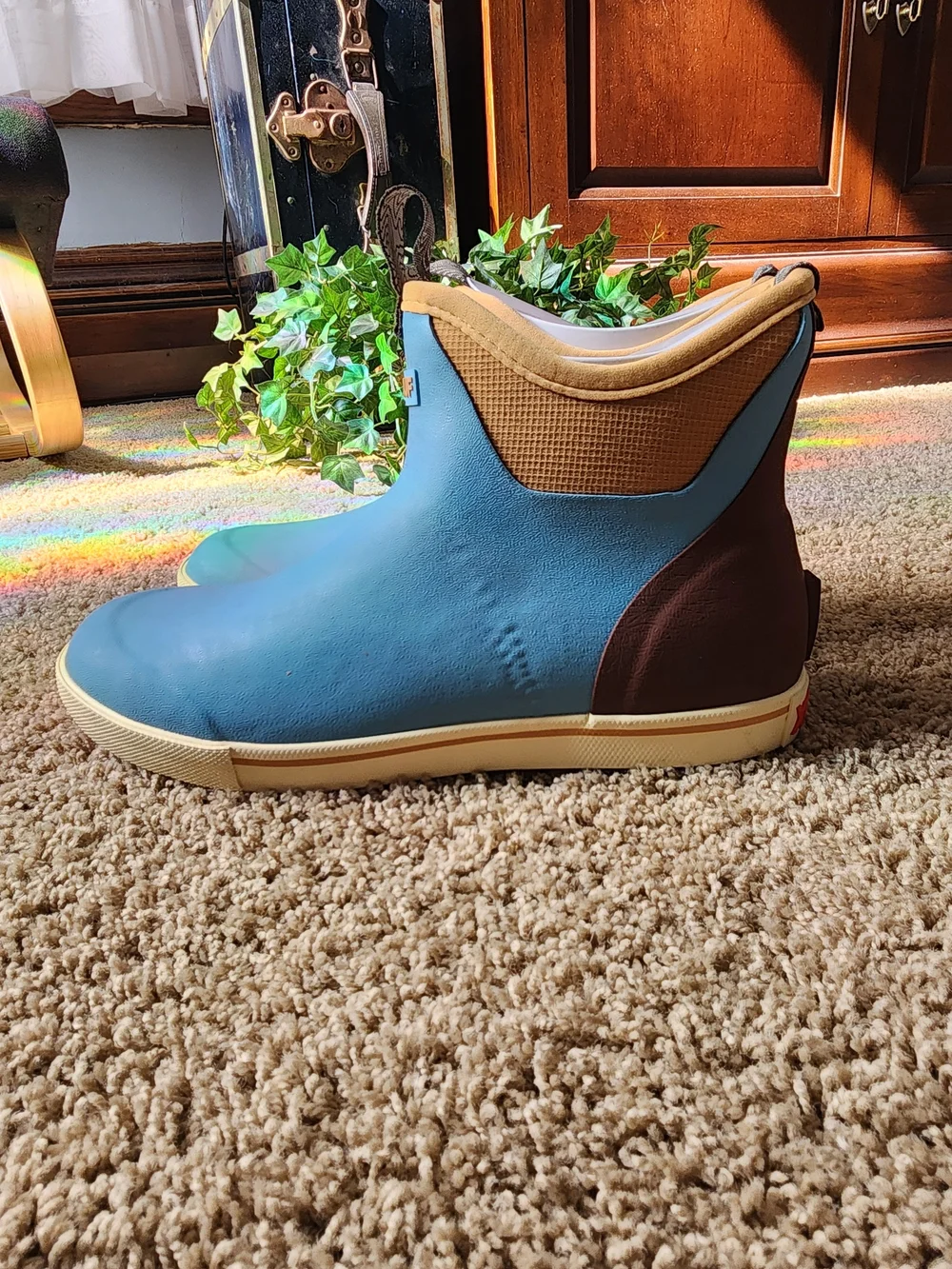 Xtratuf Fleece Lined Blue Waterproof Rain & Snow Ankle Boots with Tan Trim